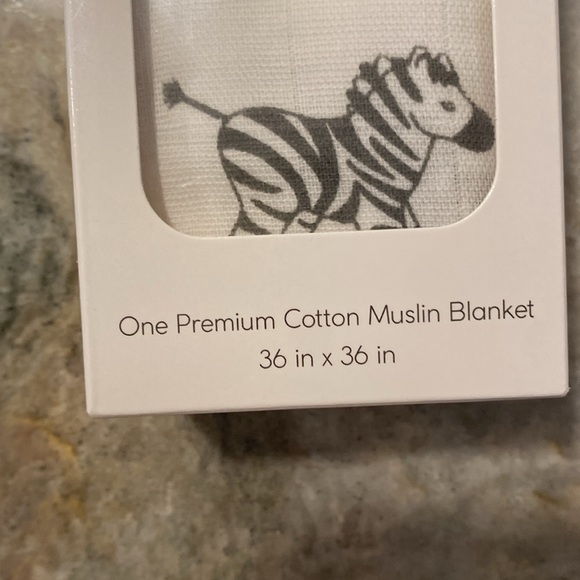 Amazing baby newborn muslin swaddle - Picture 2 of 4